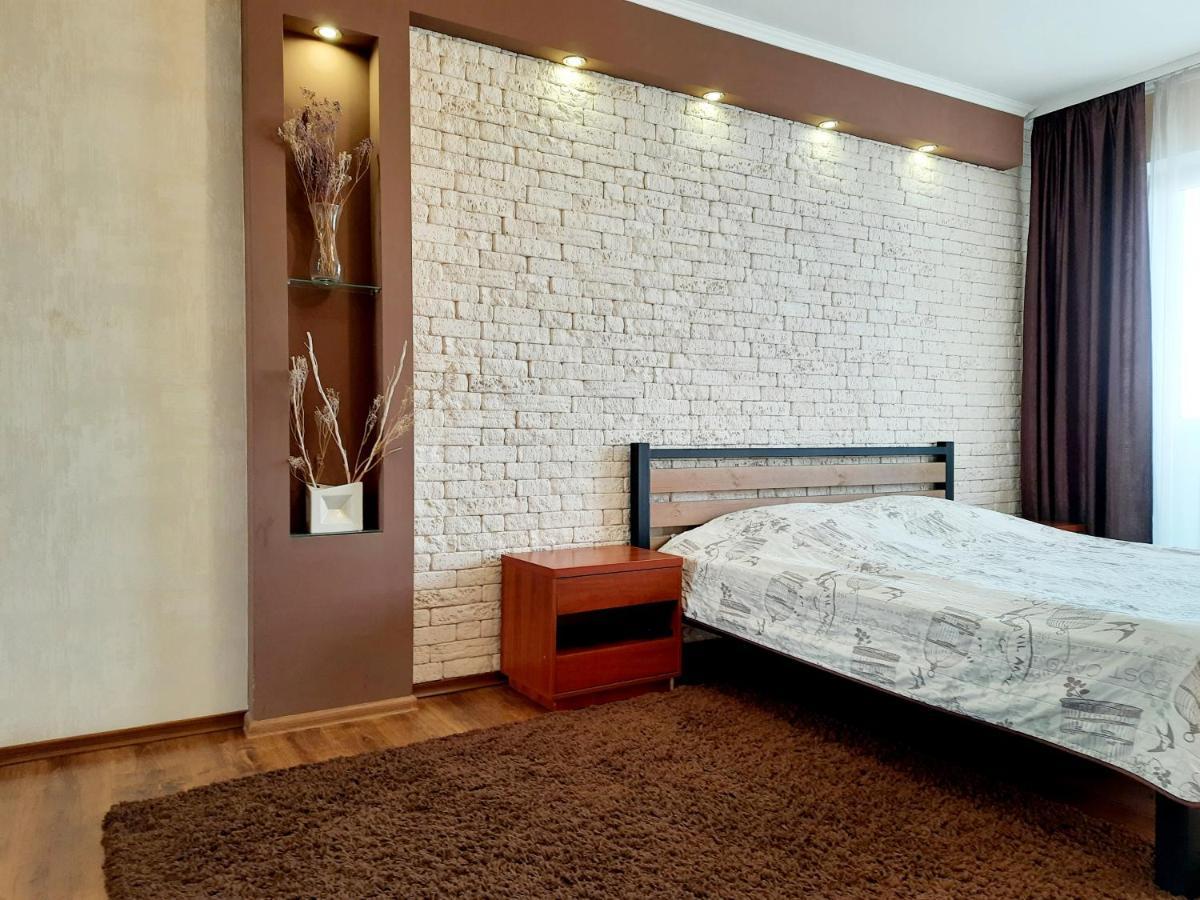 Apartment староярмаркова с видом на парк и реку Kryvyi Rih